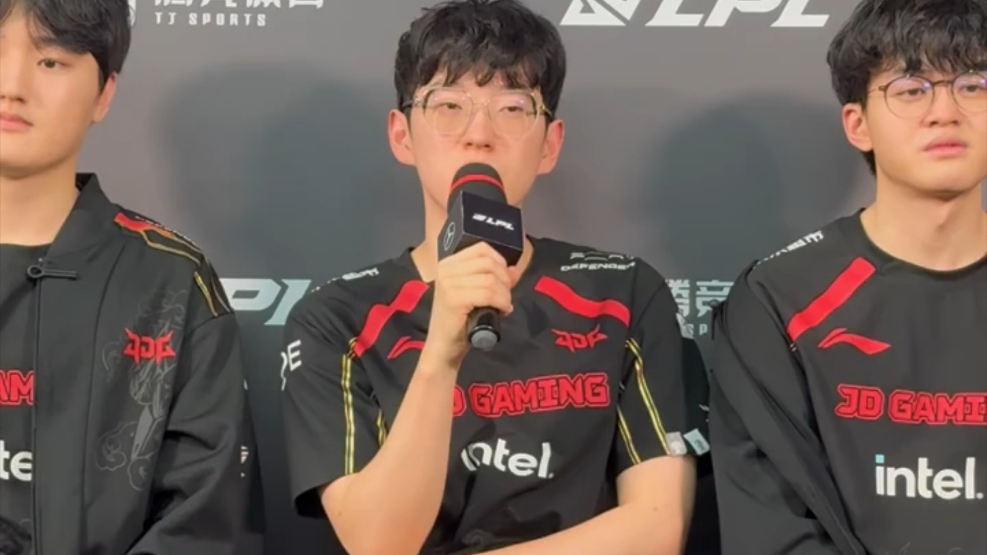 乐鱼app关于Scout赛事官方发布势不可挡新规，雄鹿争议不断！的信息